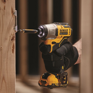Máy Khoan Vặn Vít Dùng Pin Dewalt DCD796N  (không kèm pin sạc)