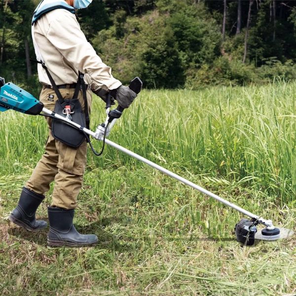 MÁY CẮT CỎ DÙNG PIN Makita UR016GZ (BL)(40V MAX)